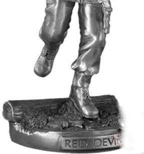 figurine-etain-collection.jpg